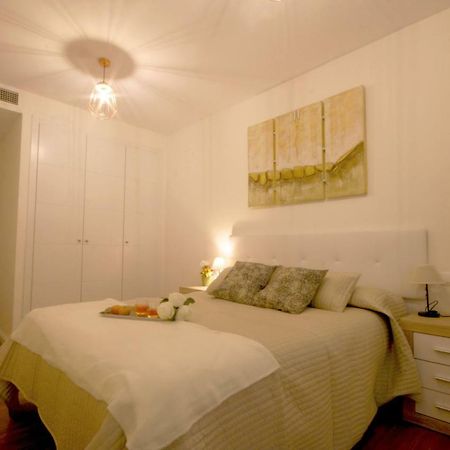 Apartamento Vacacional Carmona Apartamento Exterior foto