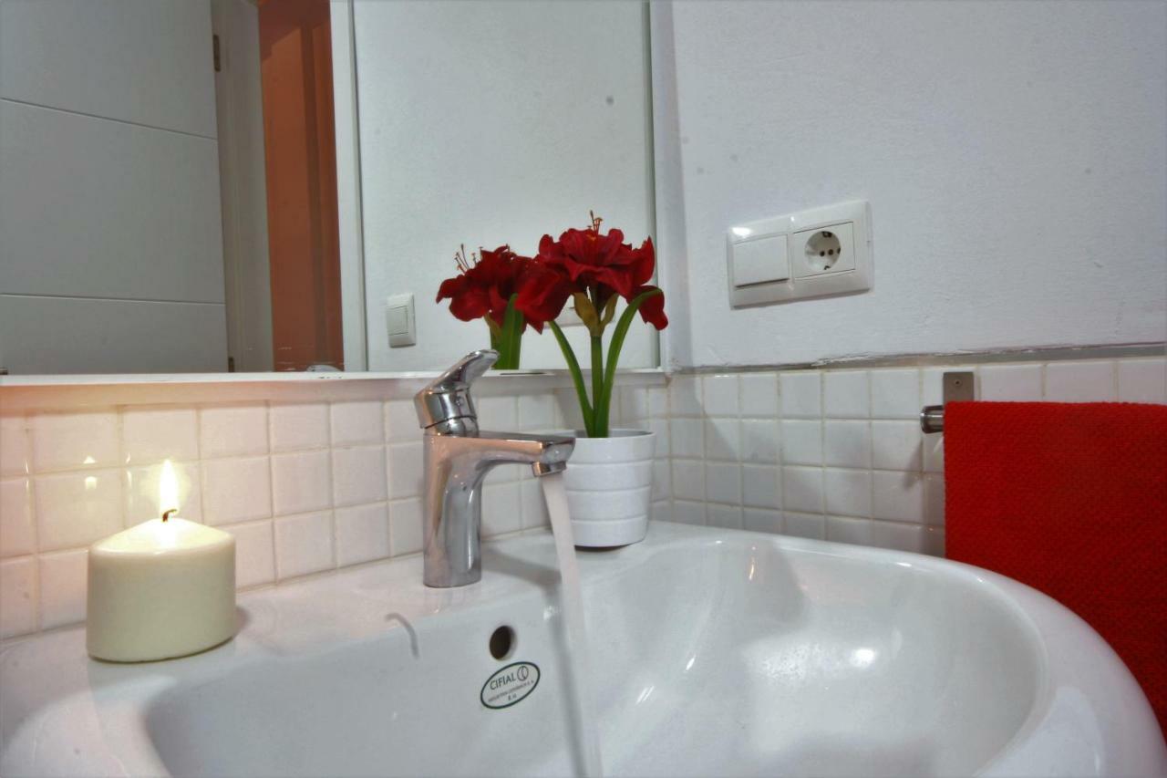 Apartamento Vacacional Carmona Apartamento Exterior foto